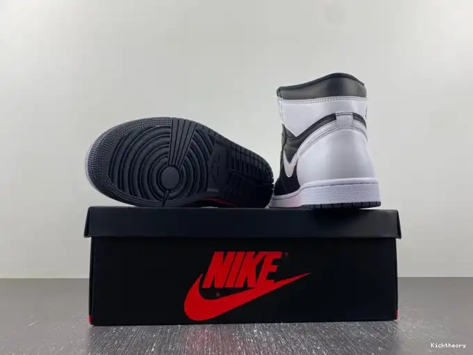 Kick Theory Jordan Reverse High Panda 1 OG Air DZ5485-010 0611